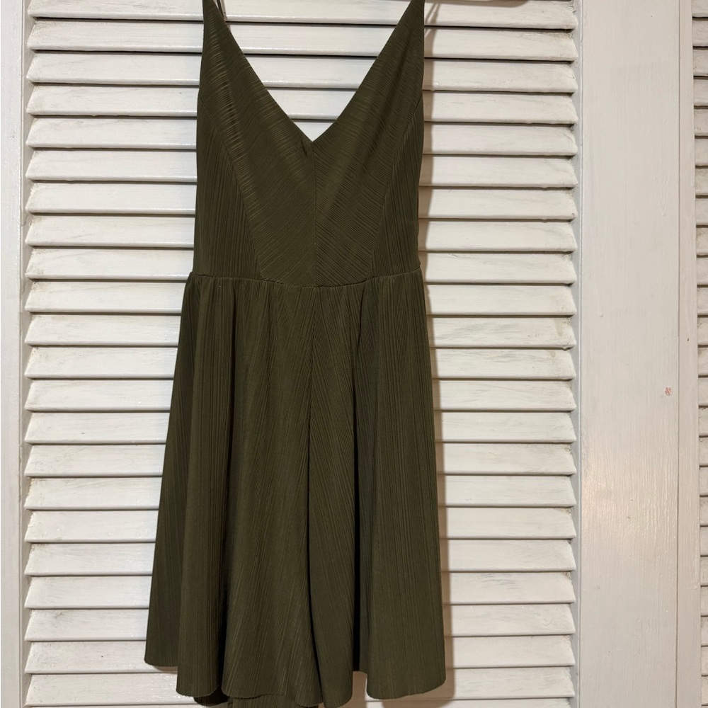 Zara Olive Green V-Neck Romper - Picture 3 of 7